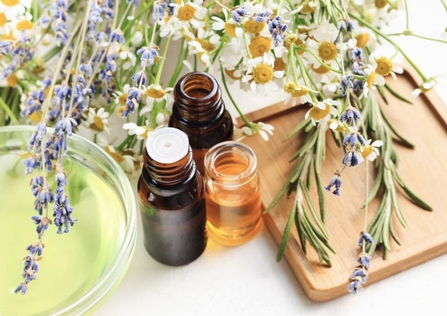 Aromatherapy oils and massage for relaxation and wellbeing