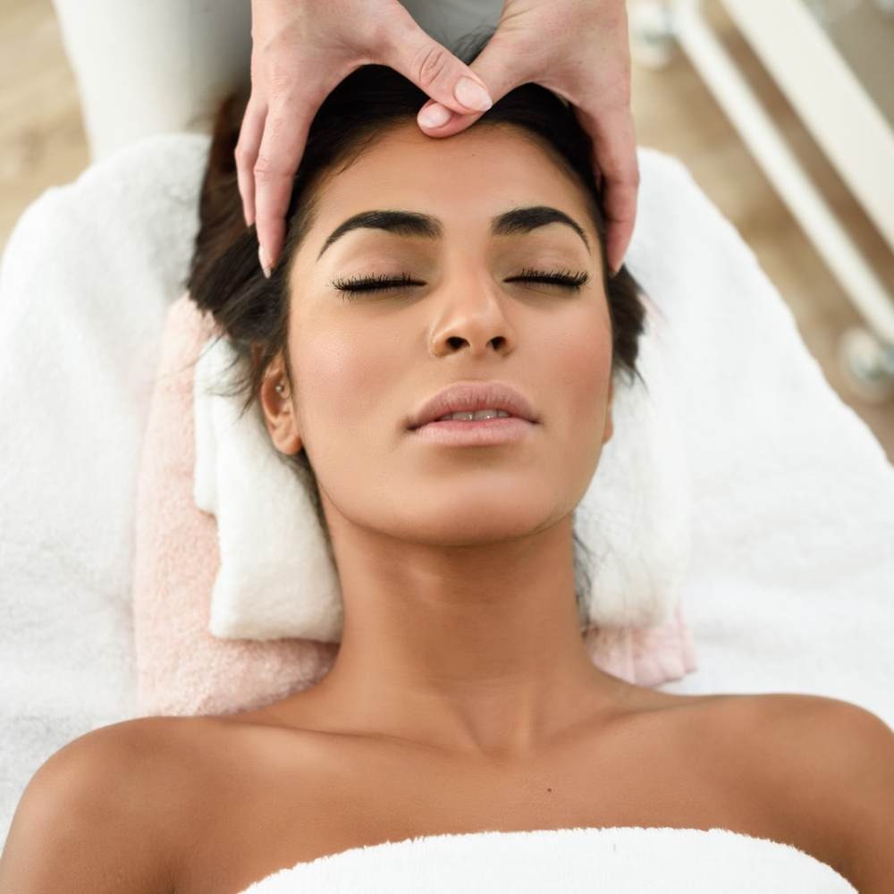 Indian head massage treatment for the head, neck and shoulders